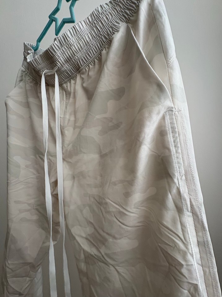 Beyaz kamuflaj  Kadın Pantolon - Görsel 3