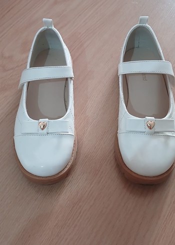 Kız Çocuk Siyah Fiyonk Detaylı Babet Ayakkabı - Görsel 3