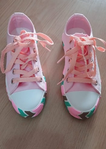 Pembe Bağcıklı Kız Çocuk Spor Ayakkabı