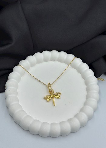 Golden Flutter Altın Renkli Mini Yusufçuk Kolye