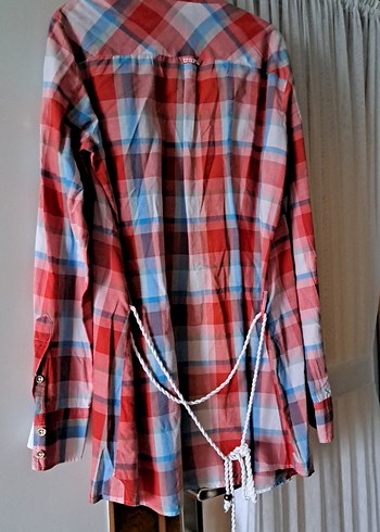 Düğmeli Kırmızı Salaş Midi Gömlek - Görsel 3