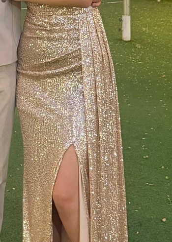 Pullu düşük omuz abiye gold - Görsel 4