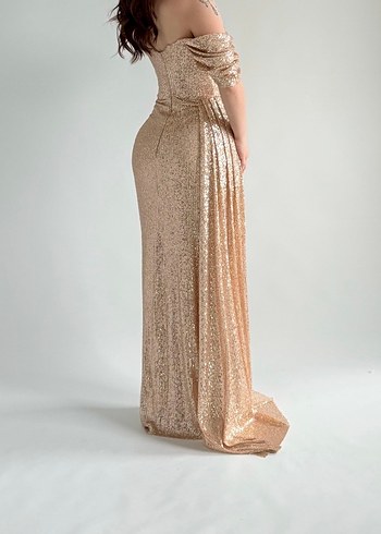 Pullu düşük omuz abiye gold - Görsel 2