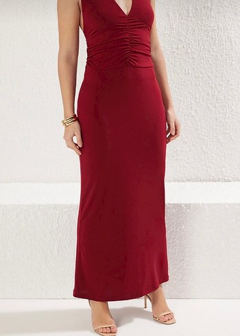 Bordo sırtı açık elbise - Görsel 4