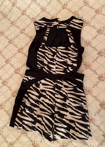 Kadın Zebra Desenli Mini Tulum - Görsel 2