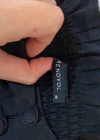 Düğmeli Siyah Kadın Keten Bluz - Görsel 2