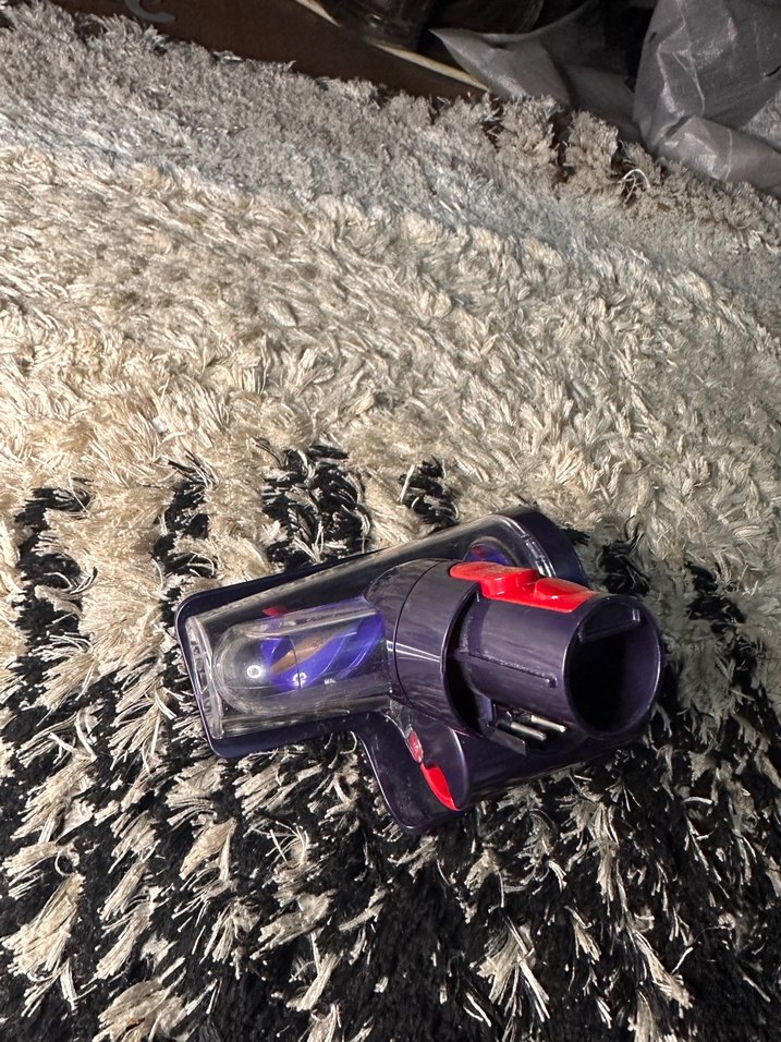 Dyson Elektrikli Süpürge koltuk Başlığı - Görsel 2