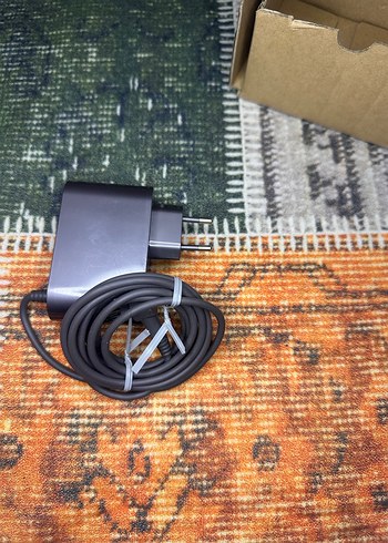 Dyson v15 Şarj Adaptörü - Görsel 2