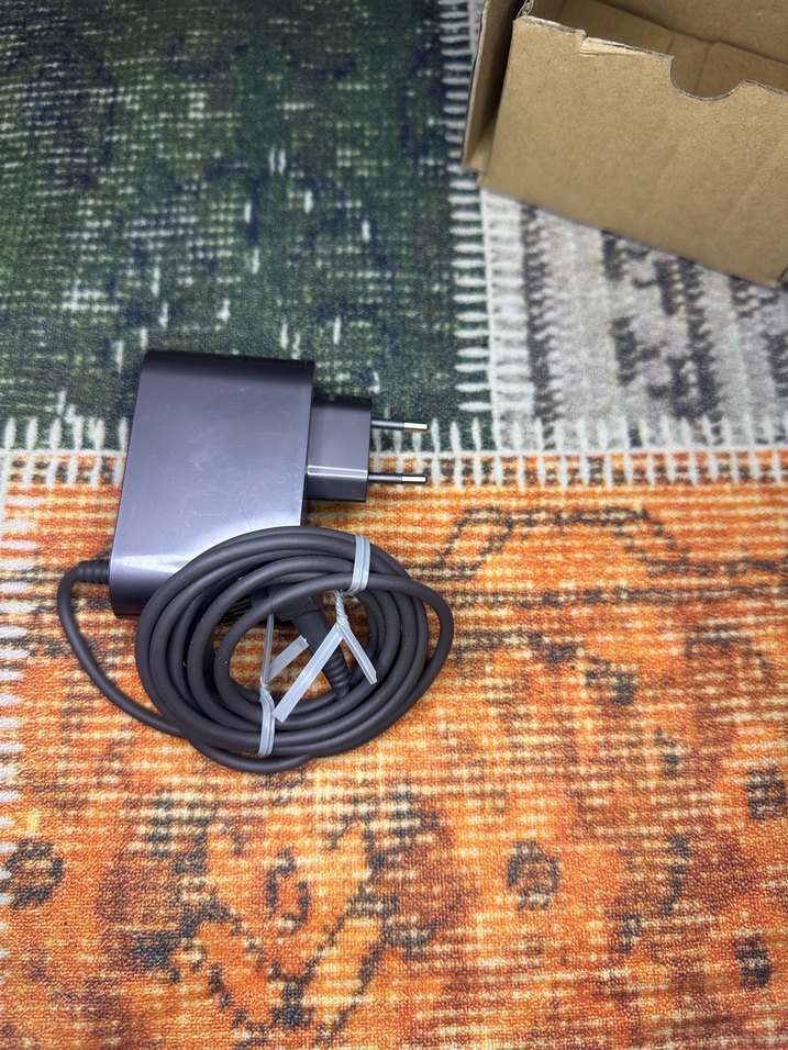 Dyson v15 Şarj Adaptörü - Görsel 2