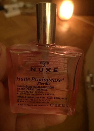 Nuxe dry oil