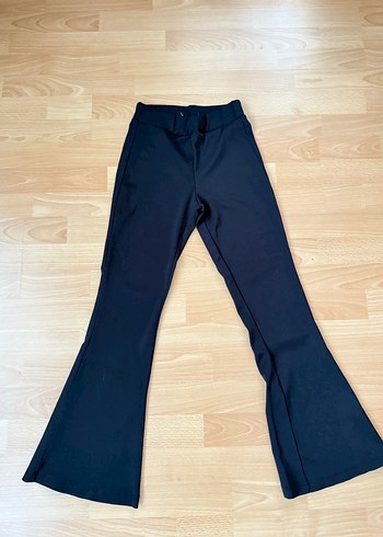 Kadın Siyah İspanyol Paça Pantolon