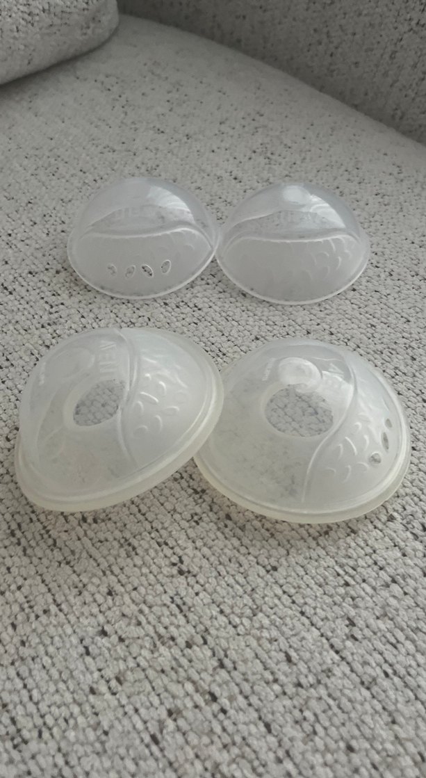 Beyaz Anne Göğüs Pedi Kapağı - Görsel 3