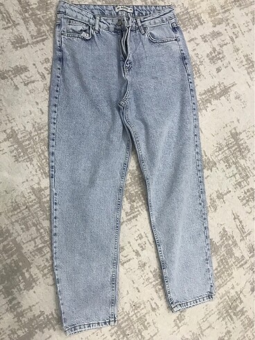 Mom jean