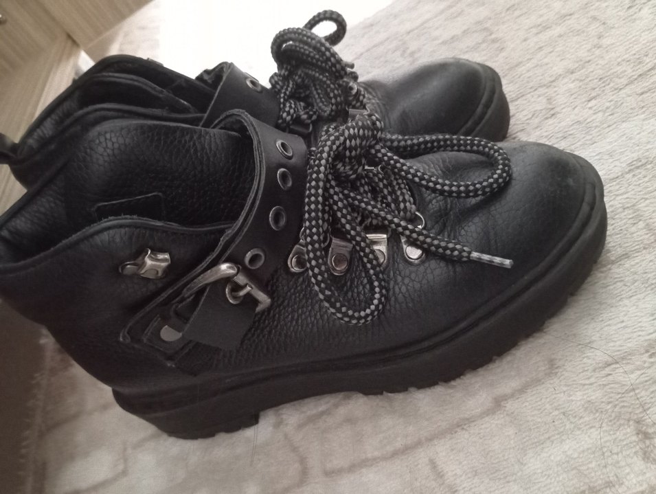 Kemer Detaylı Siyah Bot - Görsel 2