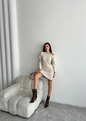 Diğer Uzun Kollu V Yaka Bej Triko Mini Elbise
