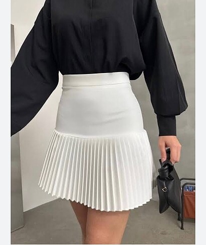 Pileli etek