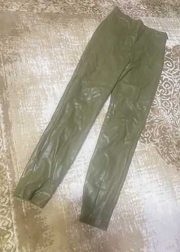 Kadın Haki Deri Dar Kesim Midi Pantolon - Görsel 3