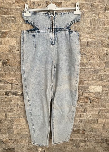 Geniş Kesim Kemerli Mavi Batik Kadın Kot Pantolon