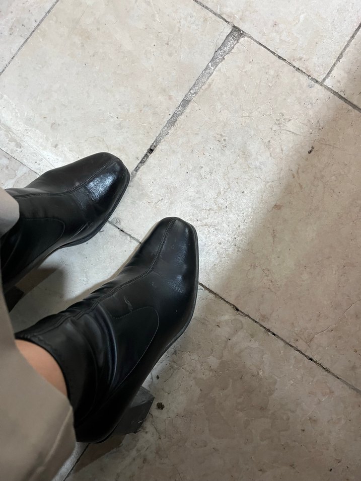 Bershka Siyah Kalın Topuklu Kadın Bot - Görsel 3