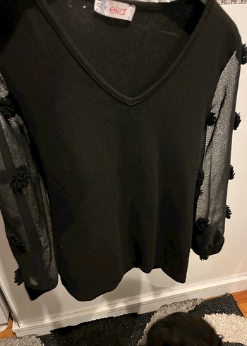 Siyah V Yaka Düğmeli Uzun Kollu Bluz - Görsel 2