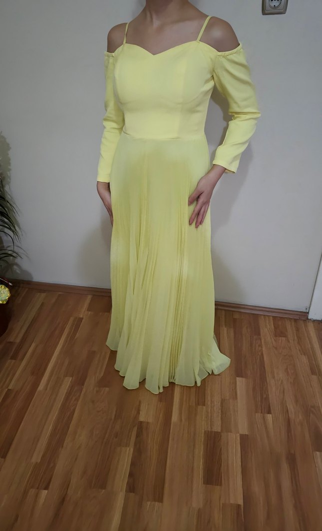 Sarı Pilili Uzun Kadın Abiye Elbise - Görsel 4