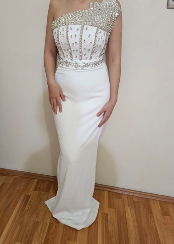 Boncuk Detaylı Beyaz Uzun Abiye Elbise - Görsel 6