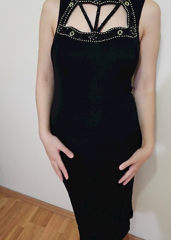 Siyah V Yakalı Gotik İşlemeli Midi Elbise - Görsel 5