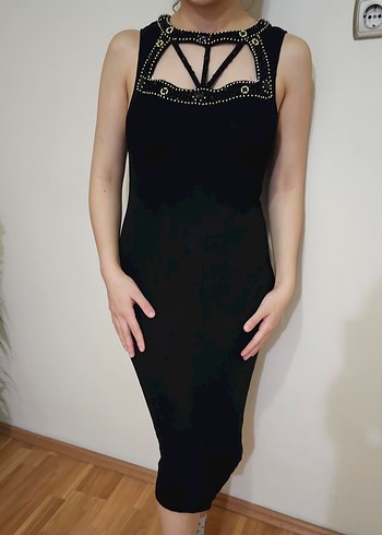 Siyah V Yakalı Gotik İşlemeli Midi Elbise - Görsel 3