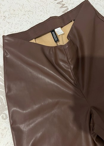 m Beden kahverengi Renk H&M deri pantolon