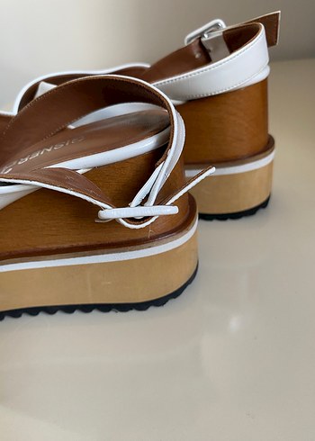 Beyaz Platform Sandalet  Kalın Tabanlı Cross Bantlı - Görsel 6