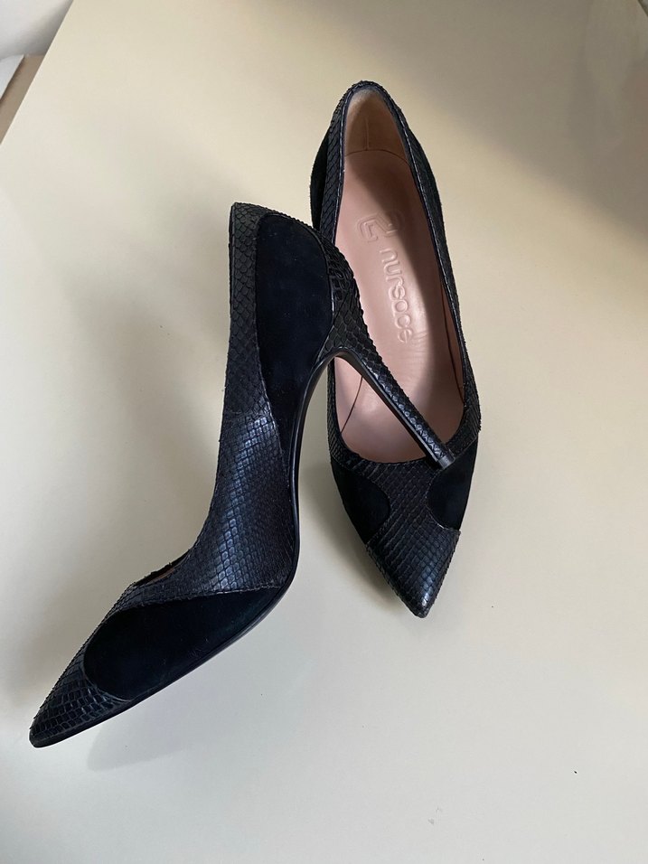 NURSACE Siyah Yılan Derisi Desenli ve Süet - Görsel 3