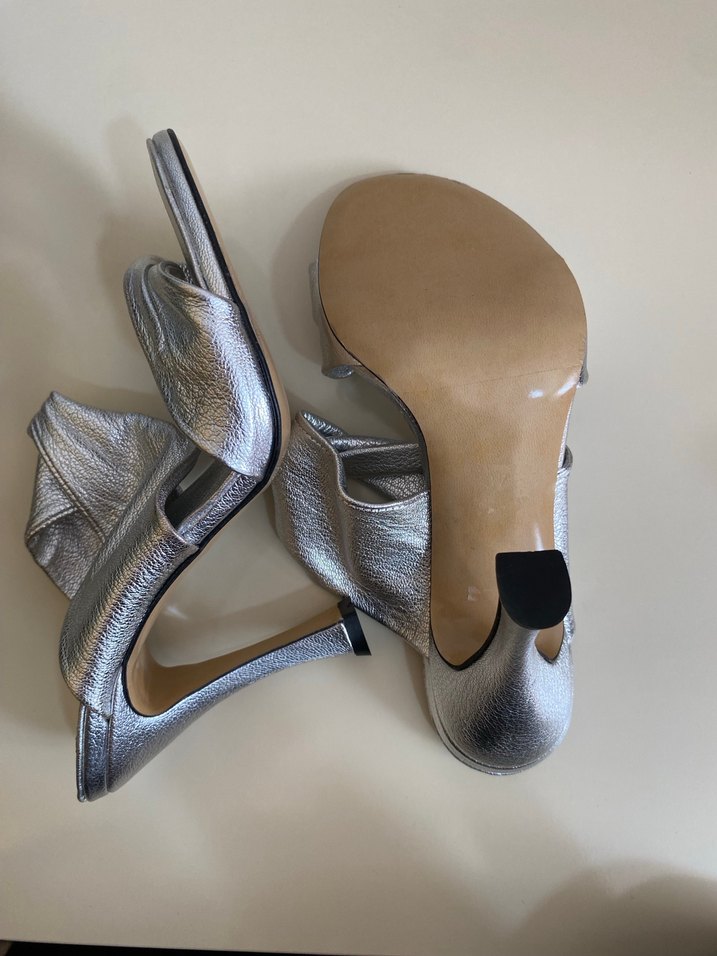 GISNER MARKA gümüş topuklu terlik - Görsel 3