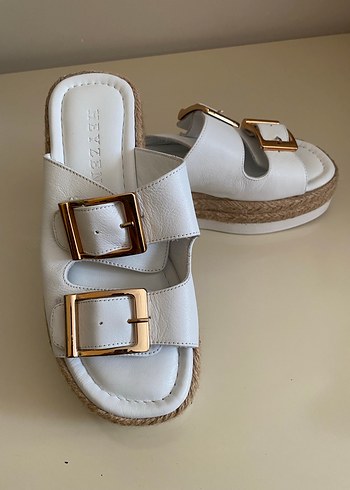 HEYZEN ORİJİNAL DERİ Beyaz Toka Detaylı Kadın Terlik - Görsel 5