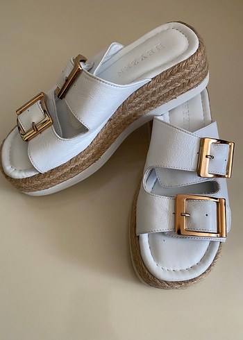 HEYZEN ORİJİNAL DERİ Beyaz Toka Detaylı Kadın Terlik - Görsel 2