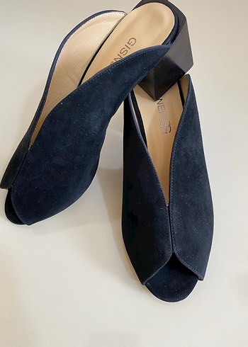 GISNER MARKA Süet Dolgu Topuklu Kadın Terlik - Görsel 2