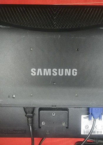Samsung 20" MONİTÖR - Görsel 3