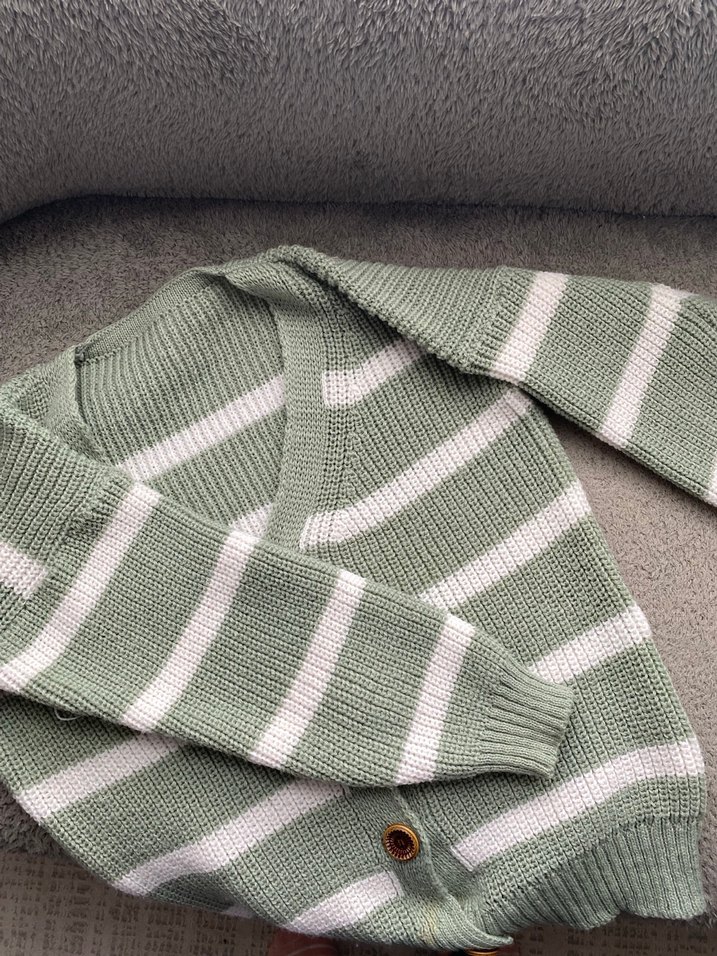 Çizgili Örgü Hırka - Görsel 2