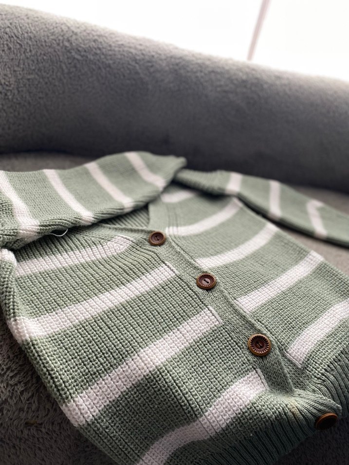 Çizgili Örgü Hırka - Görsel 3