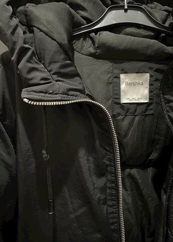 Bershka Siyah Kadın Kışlık Mont
