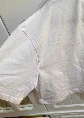 Beyaz Crop Top Kısa Kollu Basic - Görsel 3