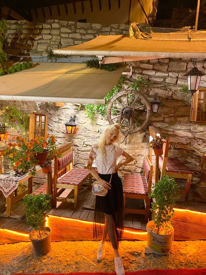 Siyah Pilili Uzun Gotik Etek - Görsel 2