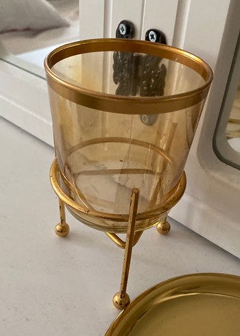 Parlak Altın Renkli Mumluk ve Tabak - Görsel 3