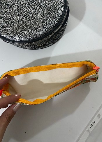 Çok Renkli Yılan Desenli Deri Makyaj Çantası - Görsel 4