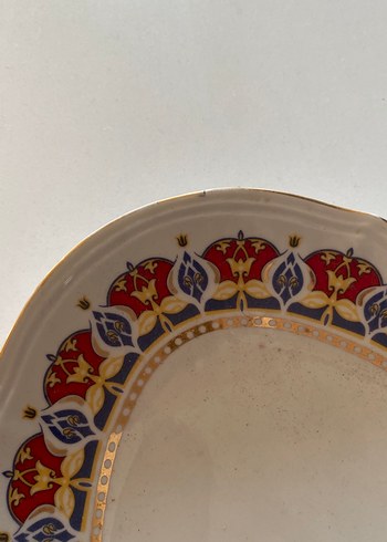 Desenli Beyaz Porselen Servis Tabağı - Görsel 3