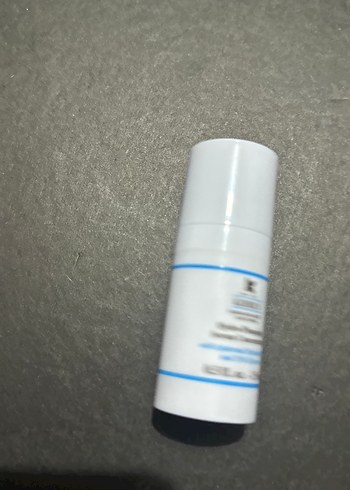 Kiehl's Kadınlar için Anti-Aging Serum - Görsel 2