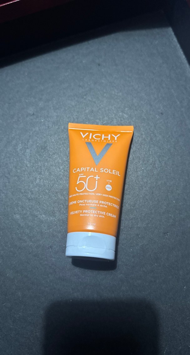 Vichy Capital Soleil SPF 50+ Güneş Kremi - Görsel 2