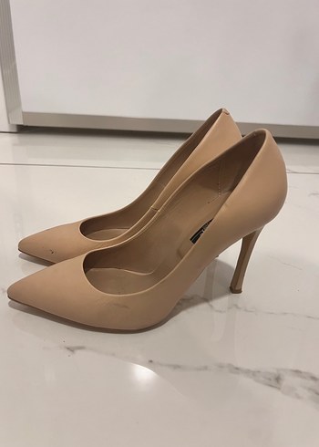 Bej Stiletto Topuklu Kadın Ayakkabı