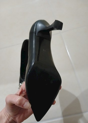 Siyah Stiletto Tokalı Kadın Topuklu Ayakkabı - Görsel 2