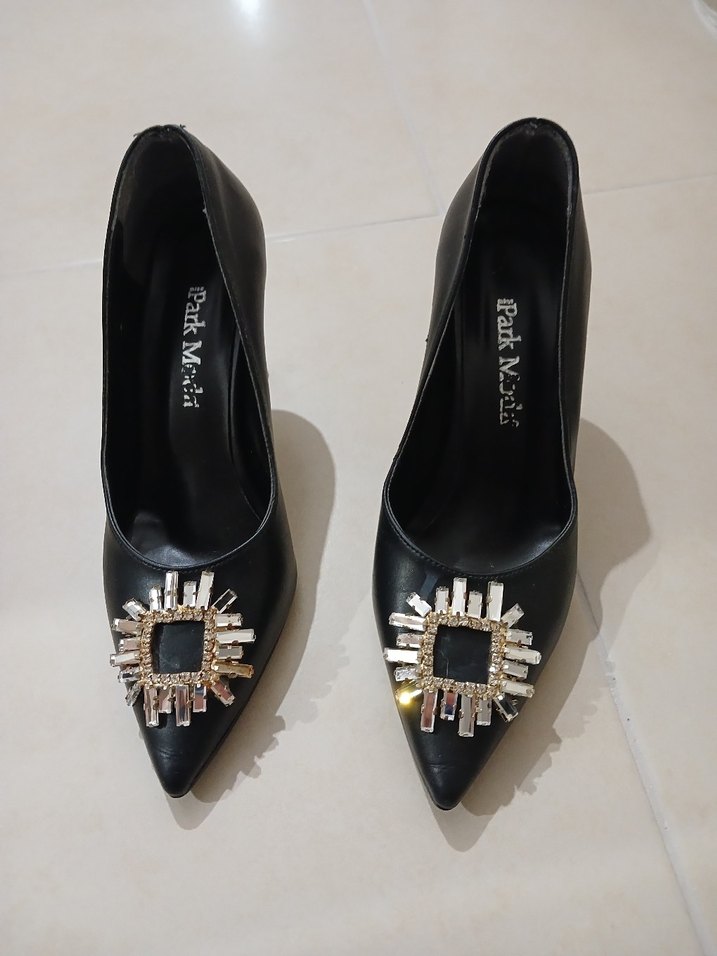 Siyah Stiletto Tokalı Kadın Topuklu Ayakkabı - Görsel 4