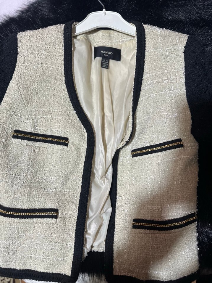 Kürk Detaylı Siyah-Beyaz Mini Kadın Ceket - Görsel 2